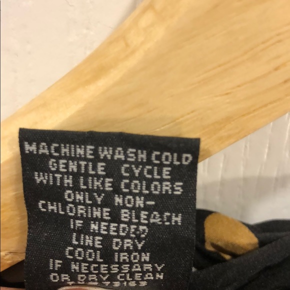 Spense sleeveless polka-dotted blouse. - Picture 4 of 4